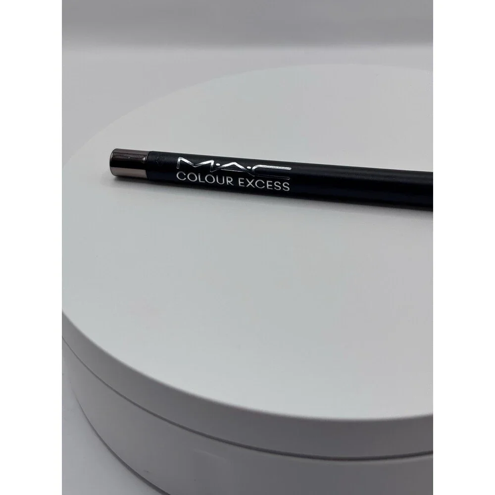 MAC * GLIDE OR DIE * CARBON BLACK COLOUR EXCESS PENCIL EYE LINER FULL SIZE
